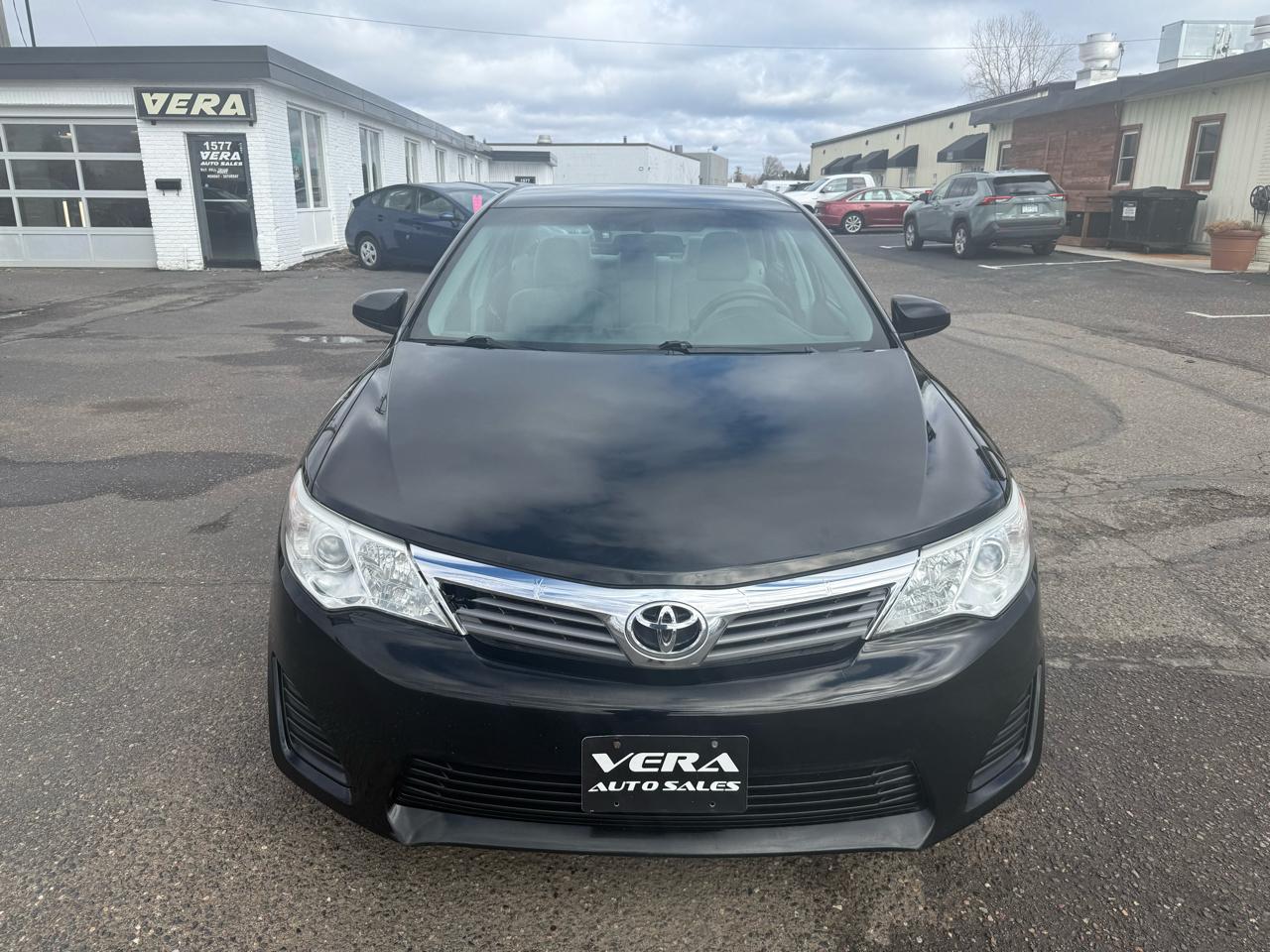 Toyota Camry L 2012