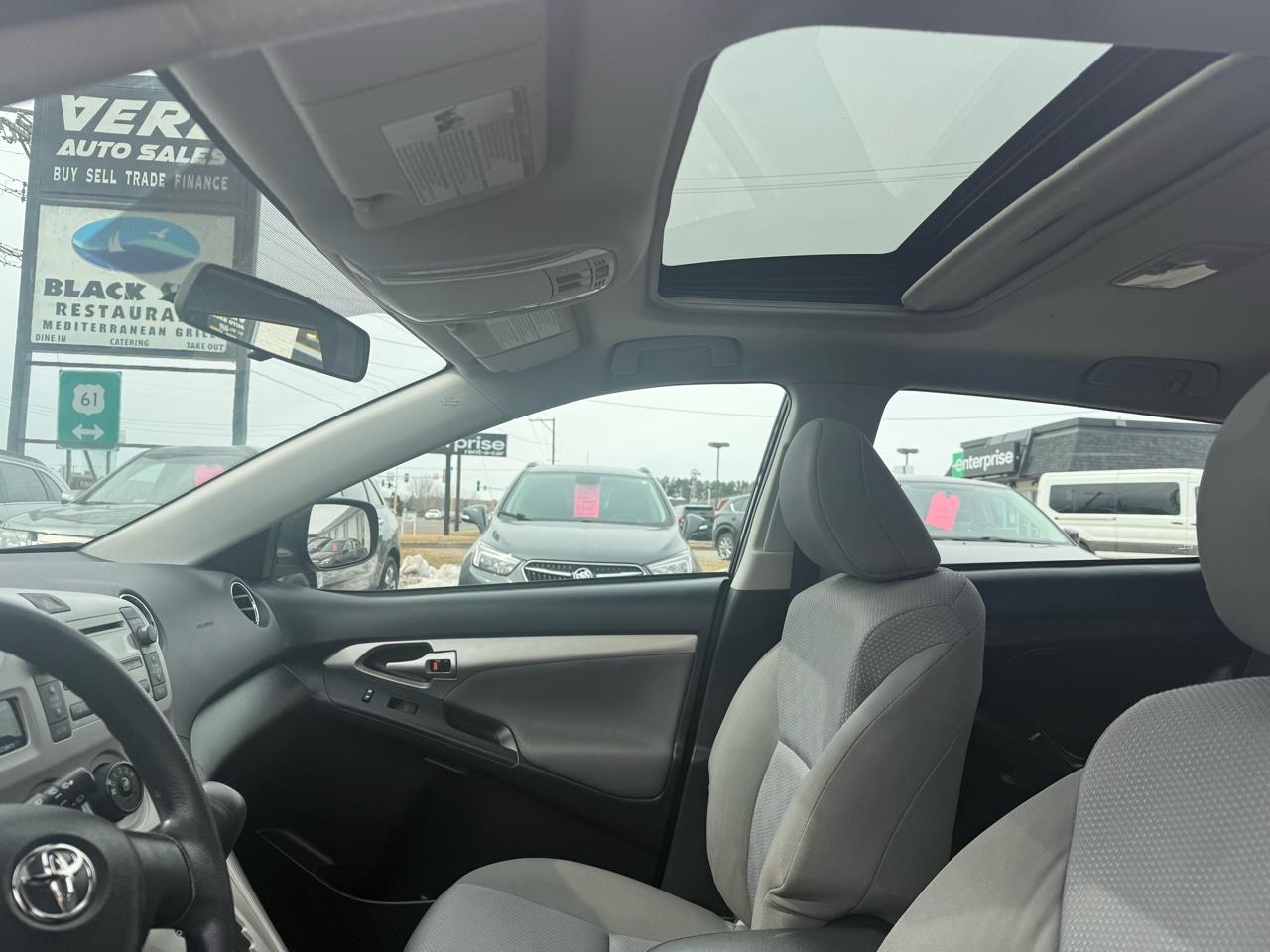 Toyota Matrix S 5-Speed AT 2009