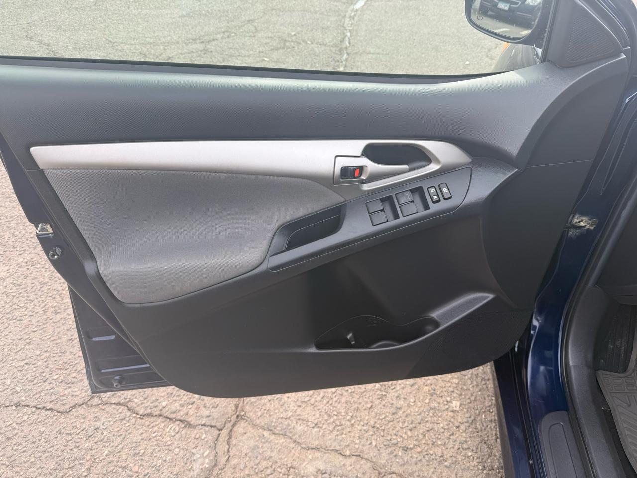 Toyota Matrix S 5-Speed AT 2009