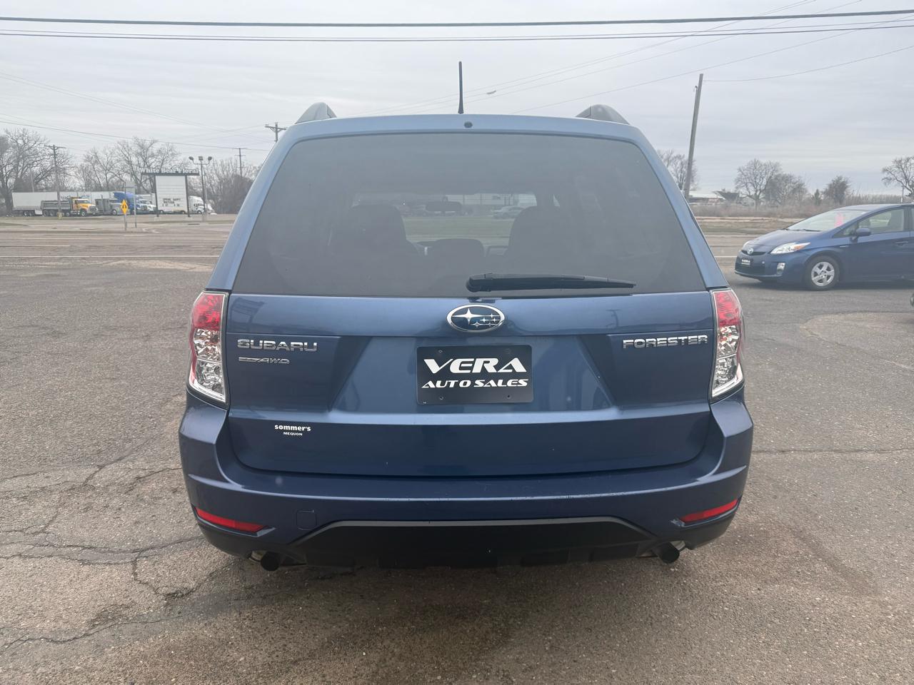 Subaru Forester 2.5X Premium 2011