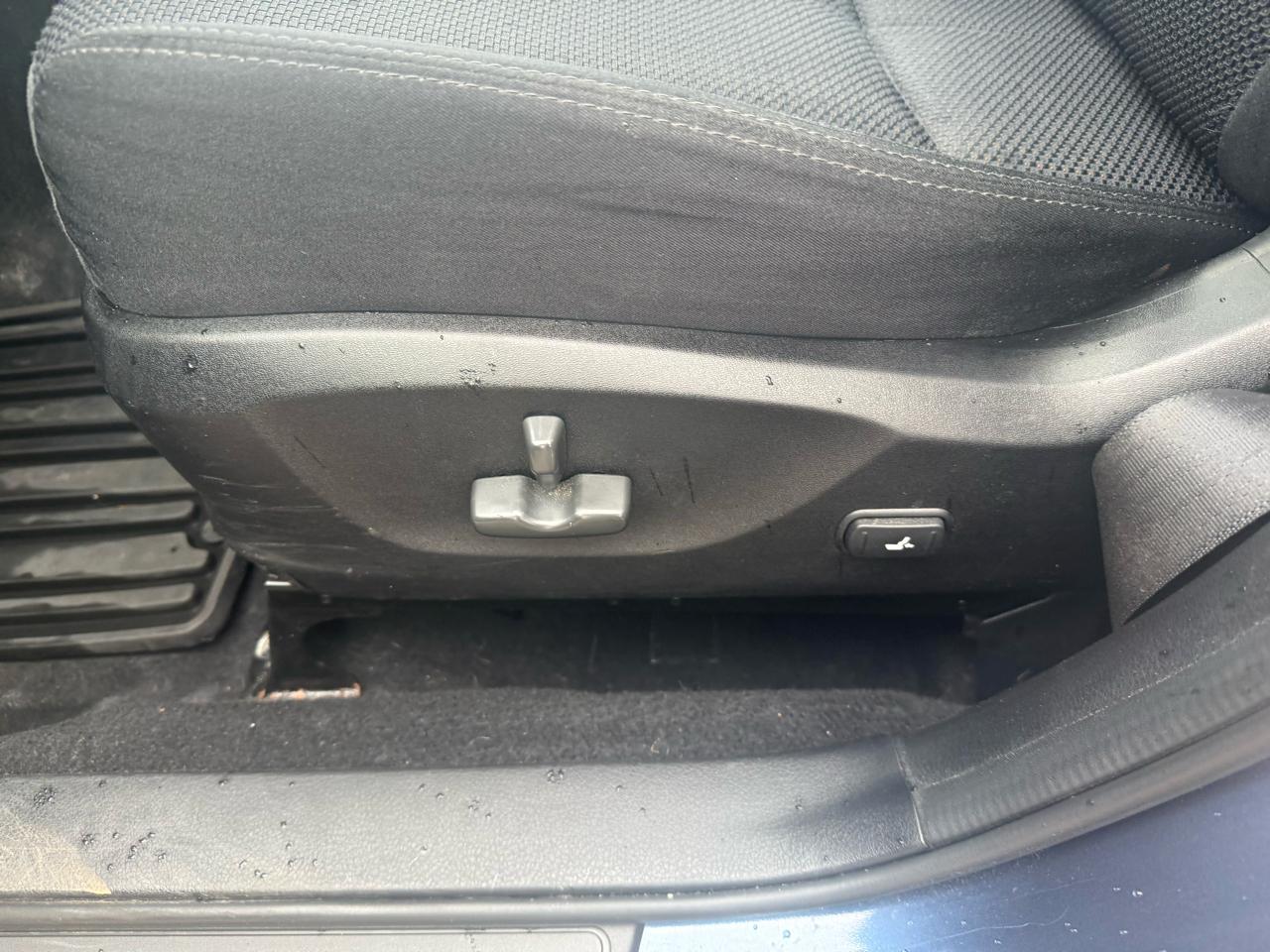 Subaru Forester 2.5X Premium 2011