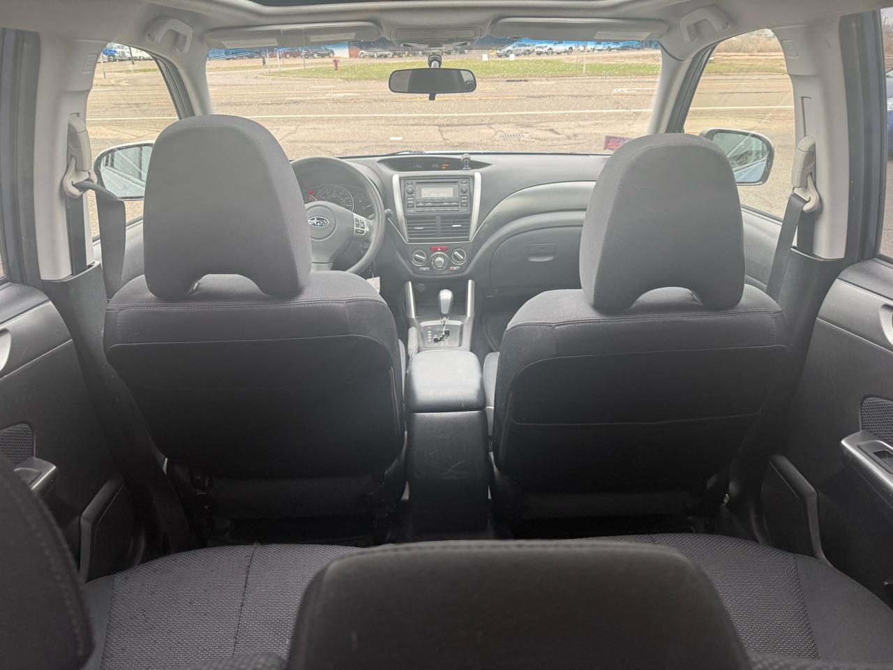 Subaru Forester 2.5X Premium 2011