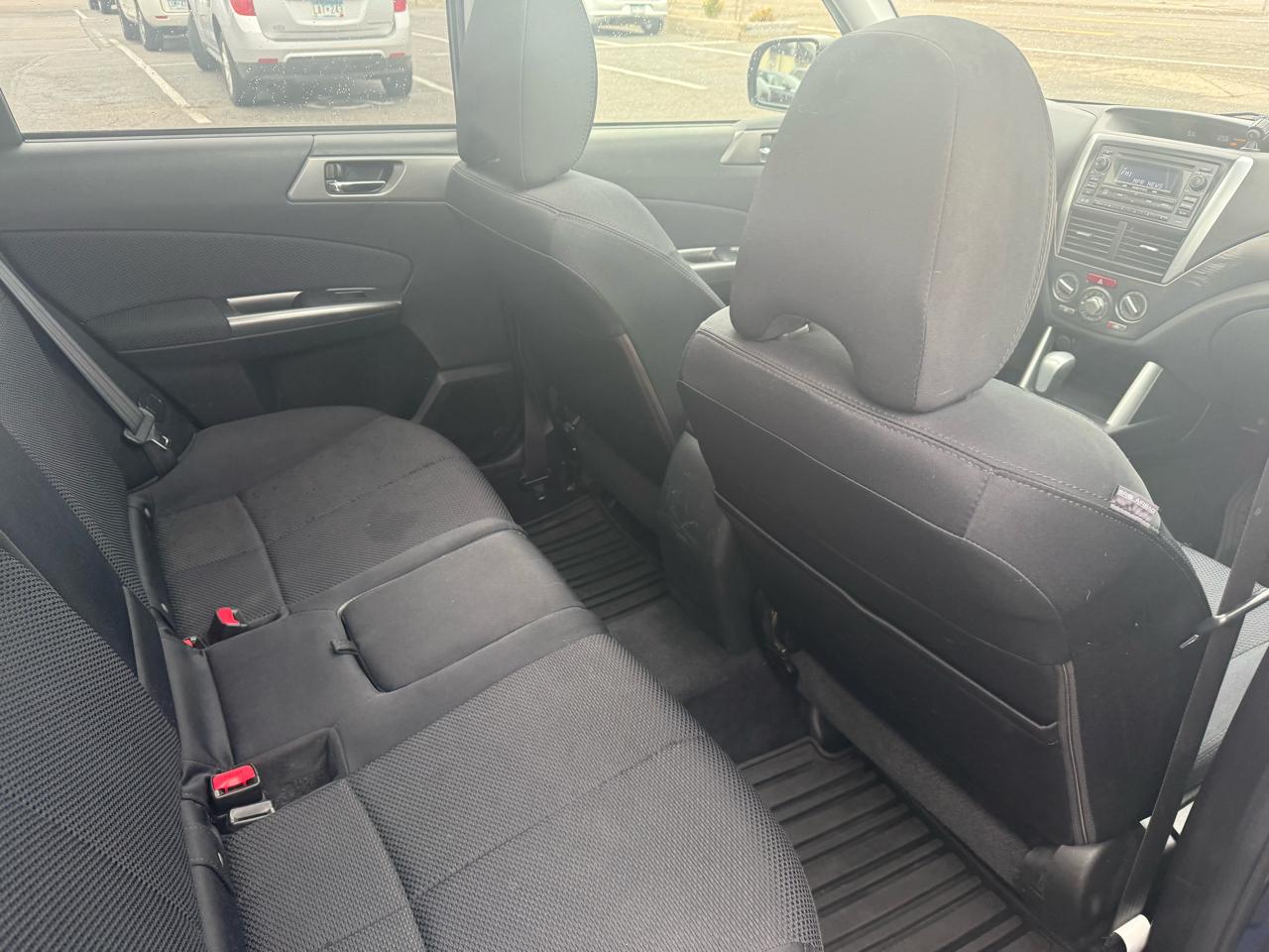 Subaru Forester 2.5X Premium 2011