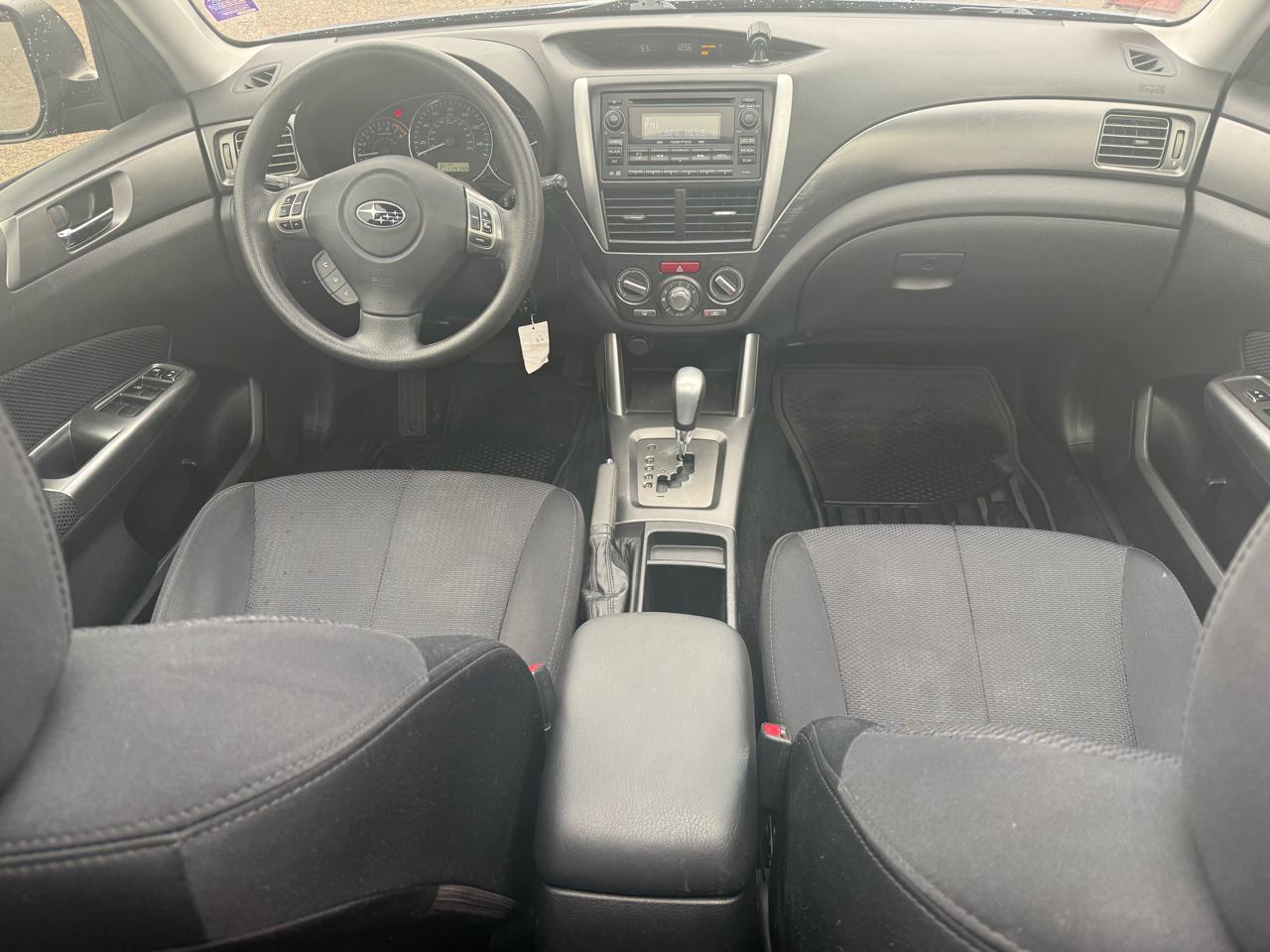 Subaru Forester 2.5X Premium 2011