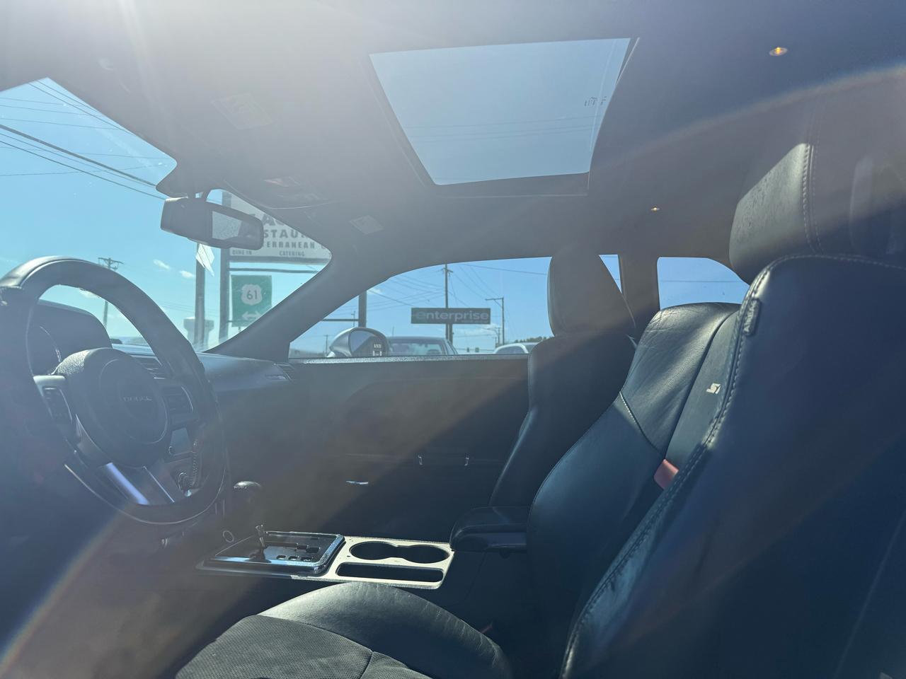 Dodge Challenger SRT8 2012