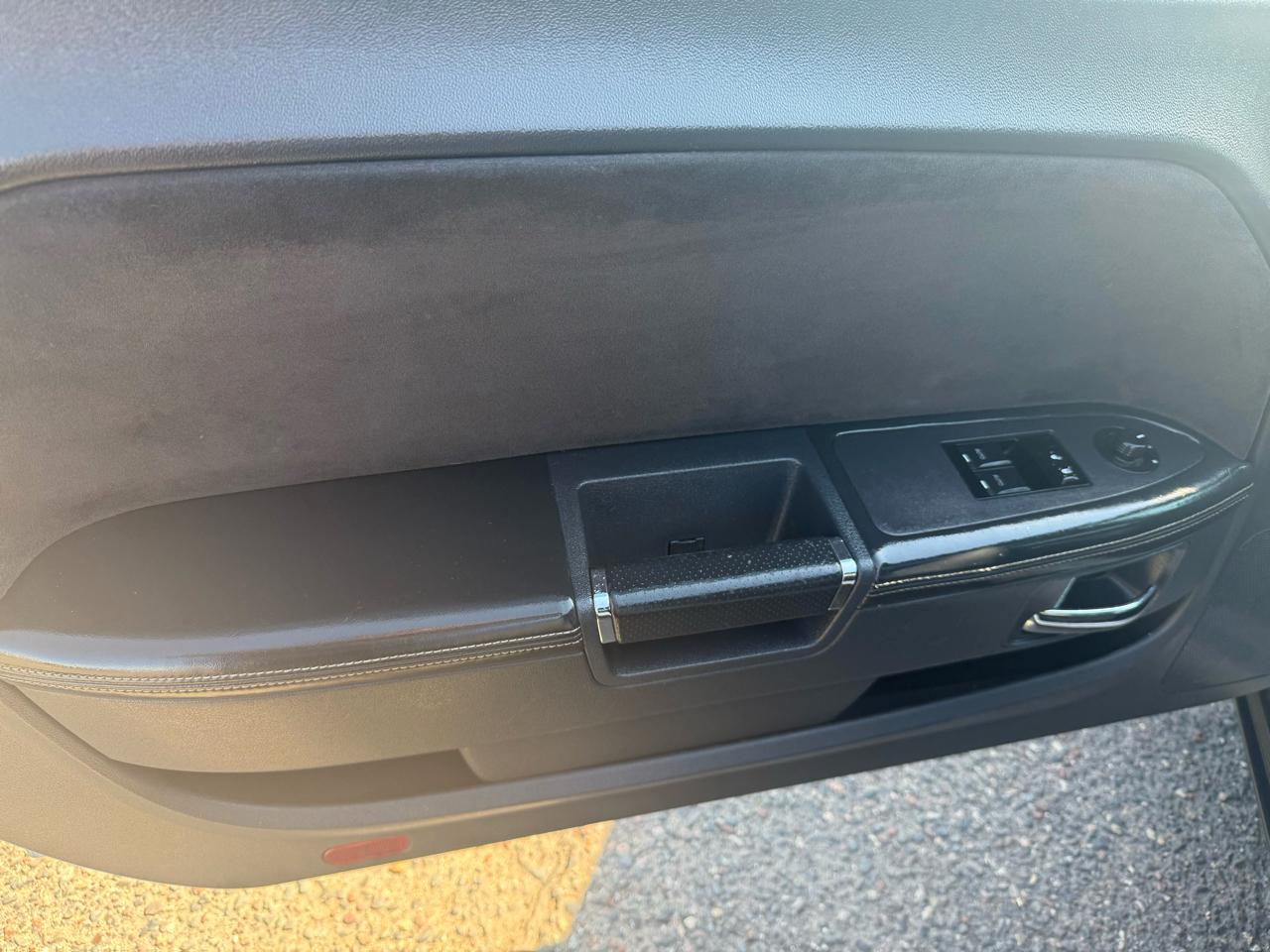 Dodge Challenger SRT8 2012