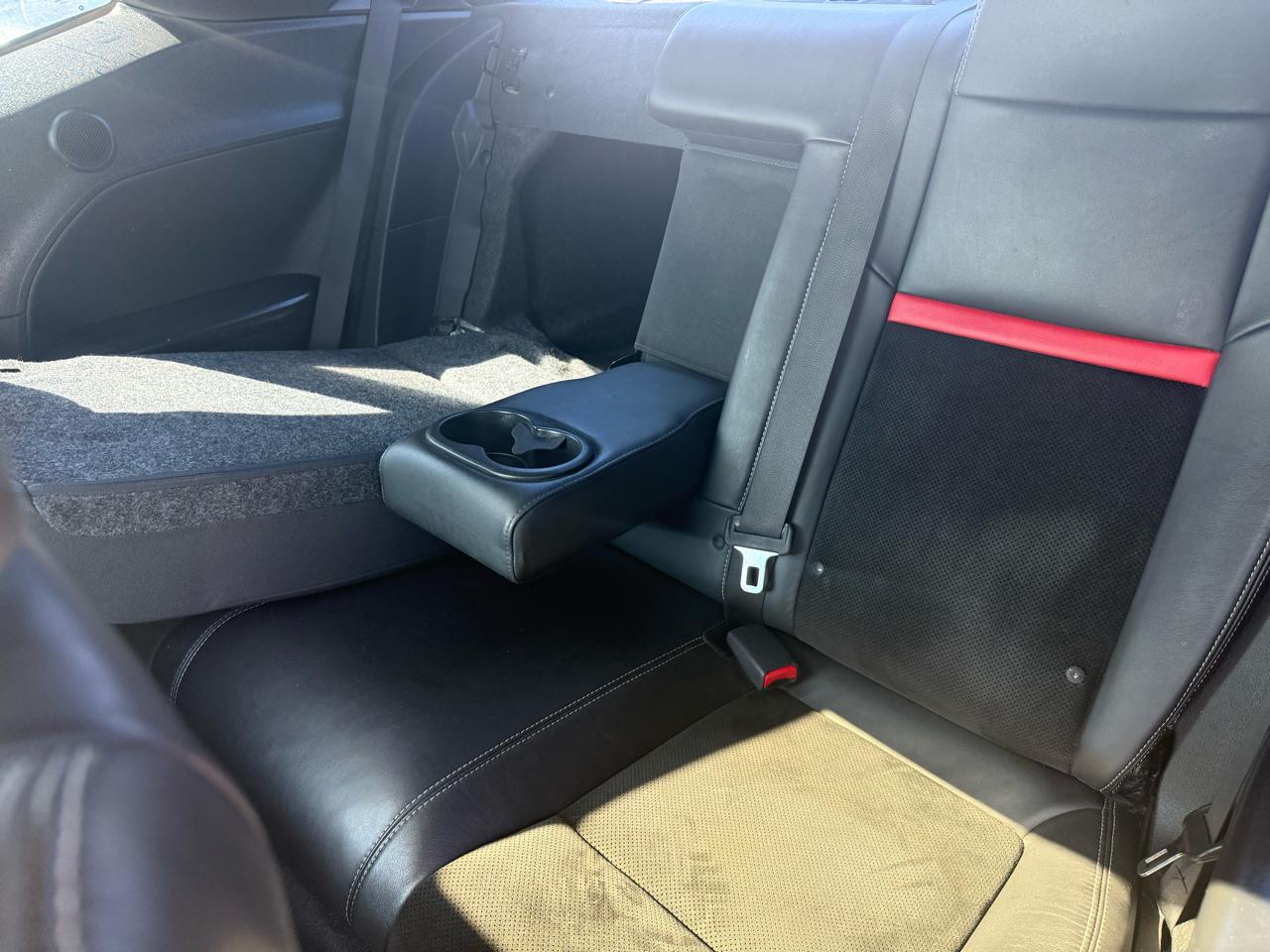 Dodge Challenger SRT8 2012