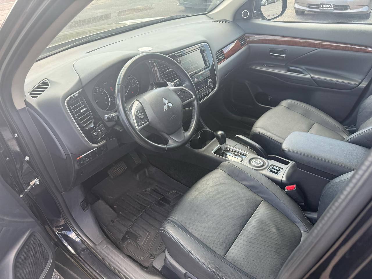 Mitsubishi Outlander GT S-AWC 2015