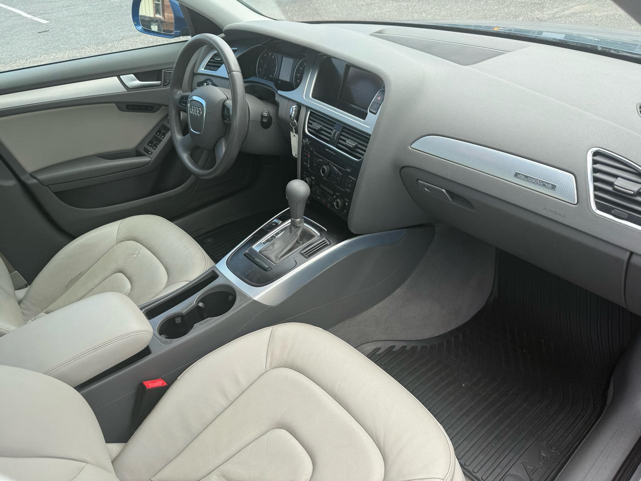 Audi A4 3.2 Sedan quattro Tiptronic 2009