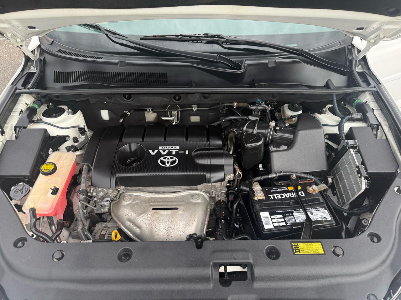 Toyota RAV4 Base I4 4WD 2010
