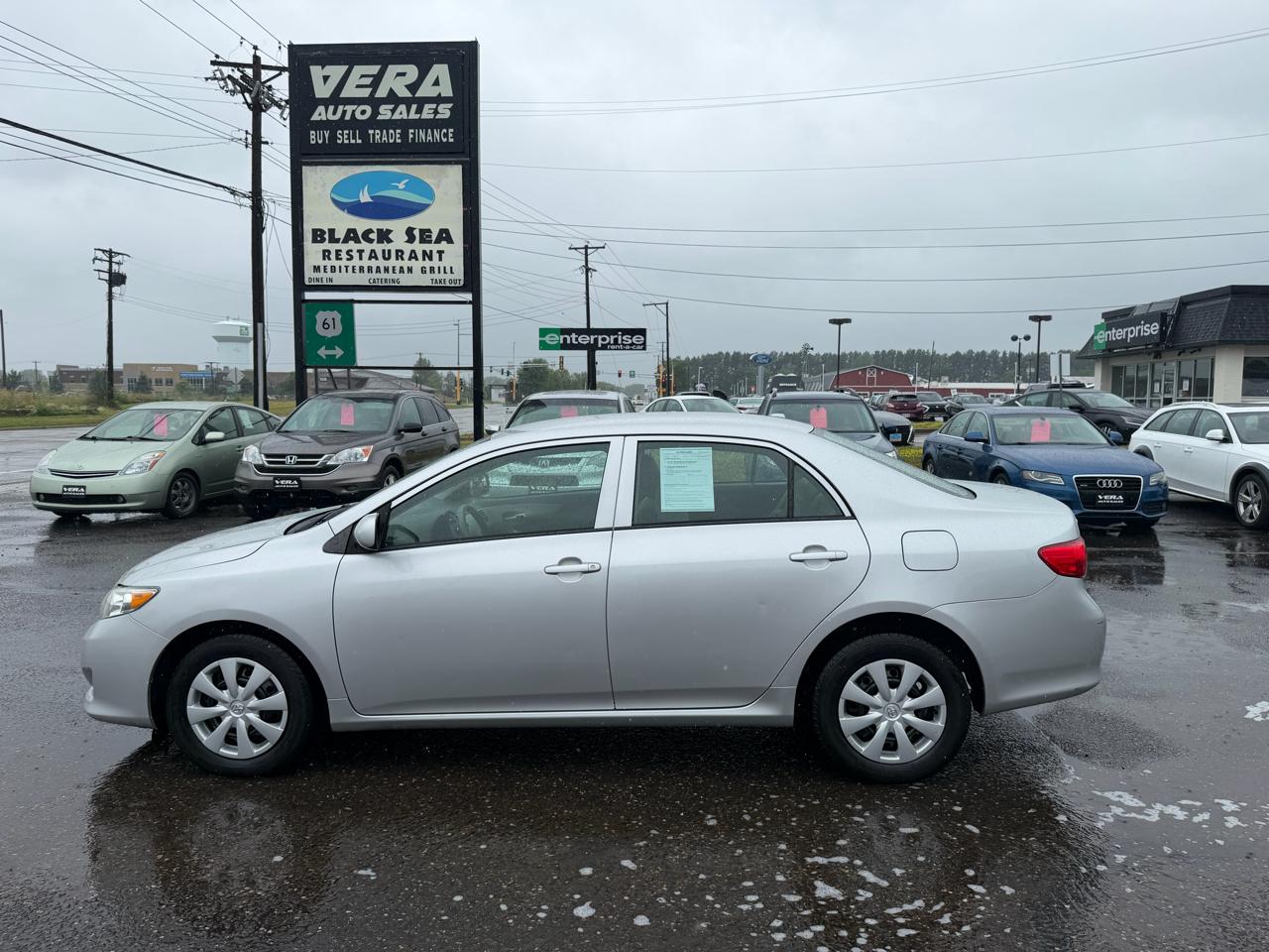 Toyota Corolla LE 4D Sedan 2010