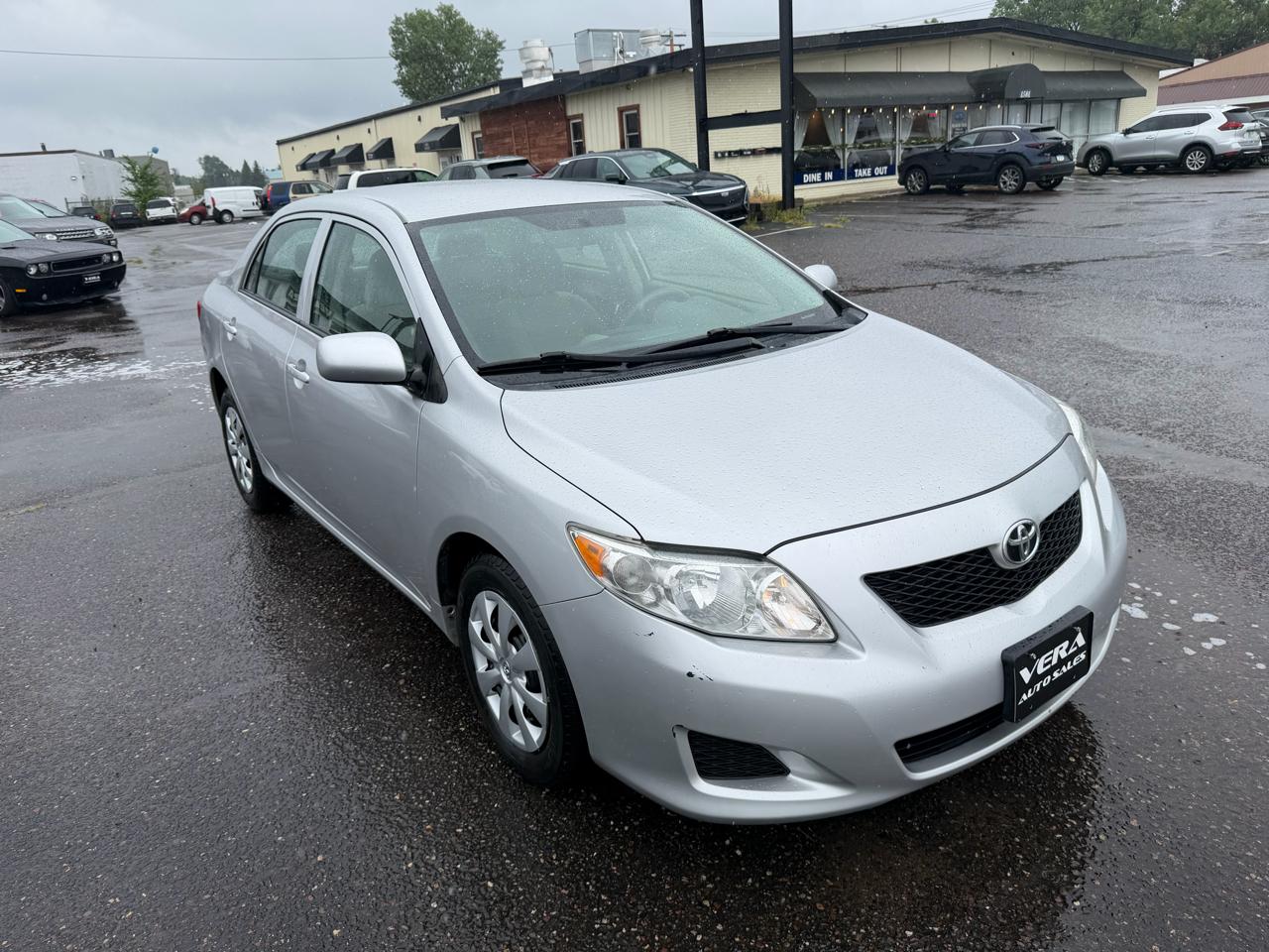 Toyota Corolla LE 4D Sedan 2010