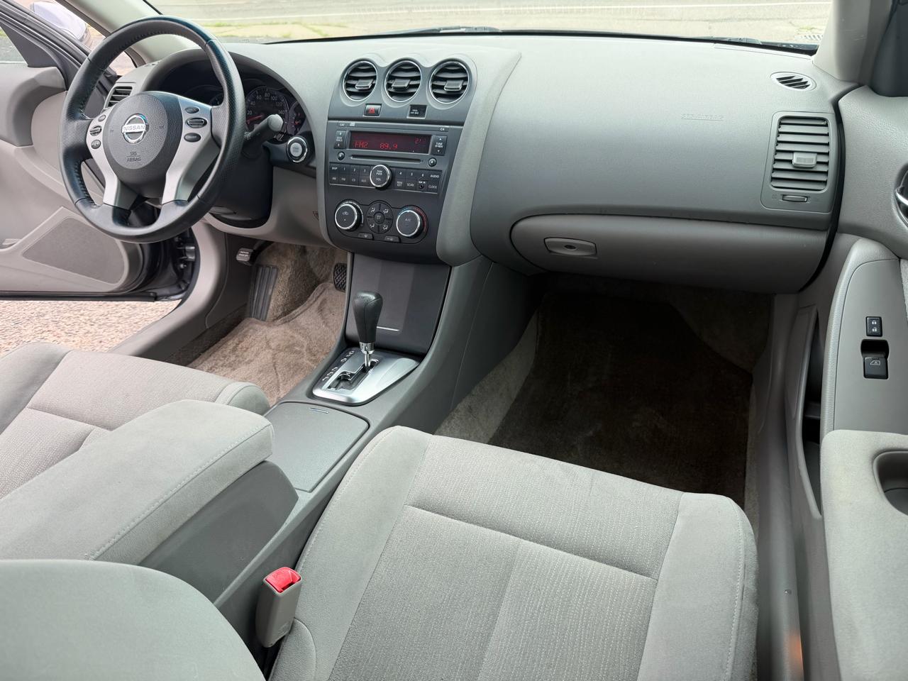 Nissan Altima 2.5 S 2010