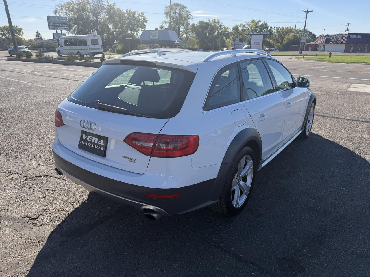 Audi A4 allroad photo 5