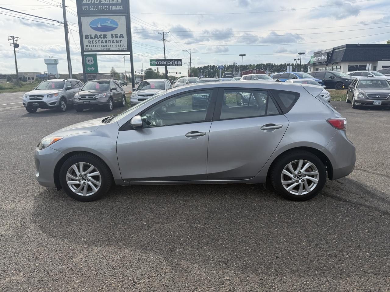 Mazda MAZDA3 i Touring AT 5-Door 2013