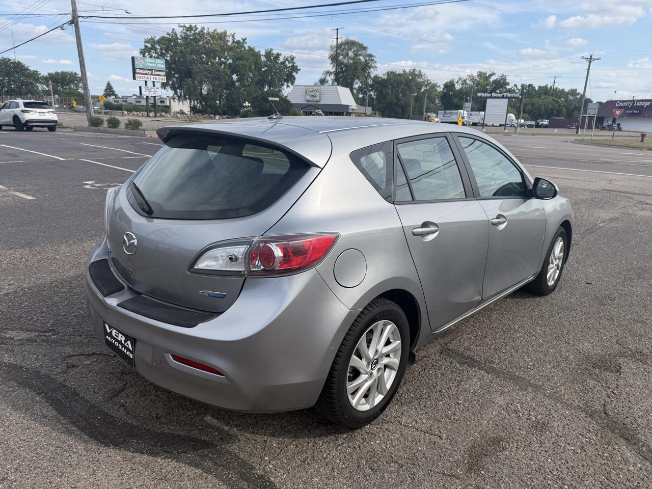 Mazda MAZDA3 i Touring AT 5-Door 2013