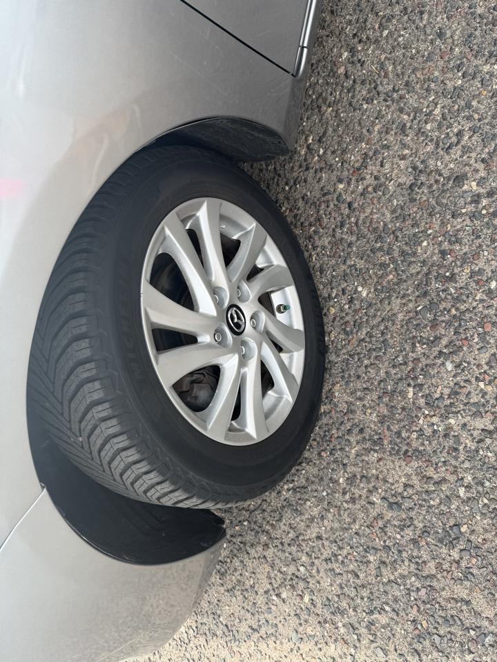 Mazda MAZDA3 i Touring AT 5-Door 2013