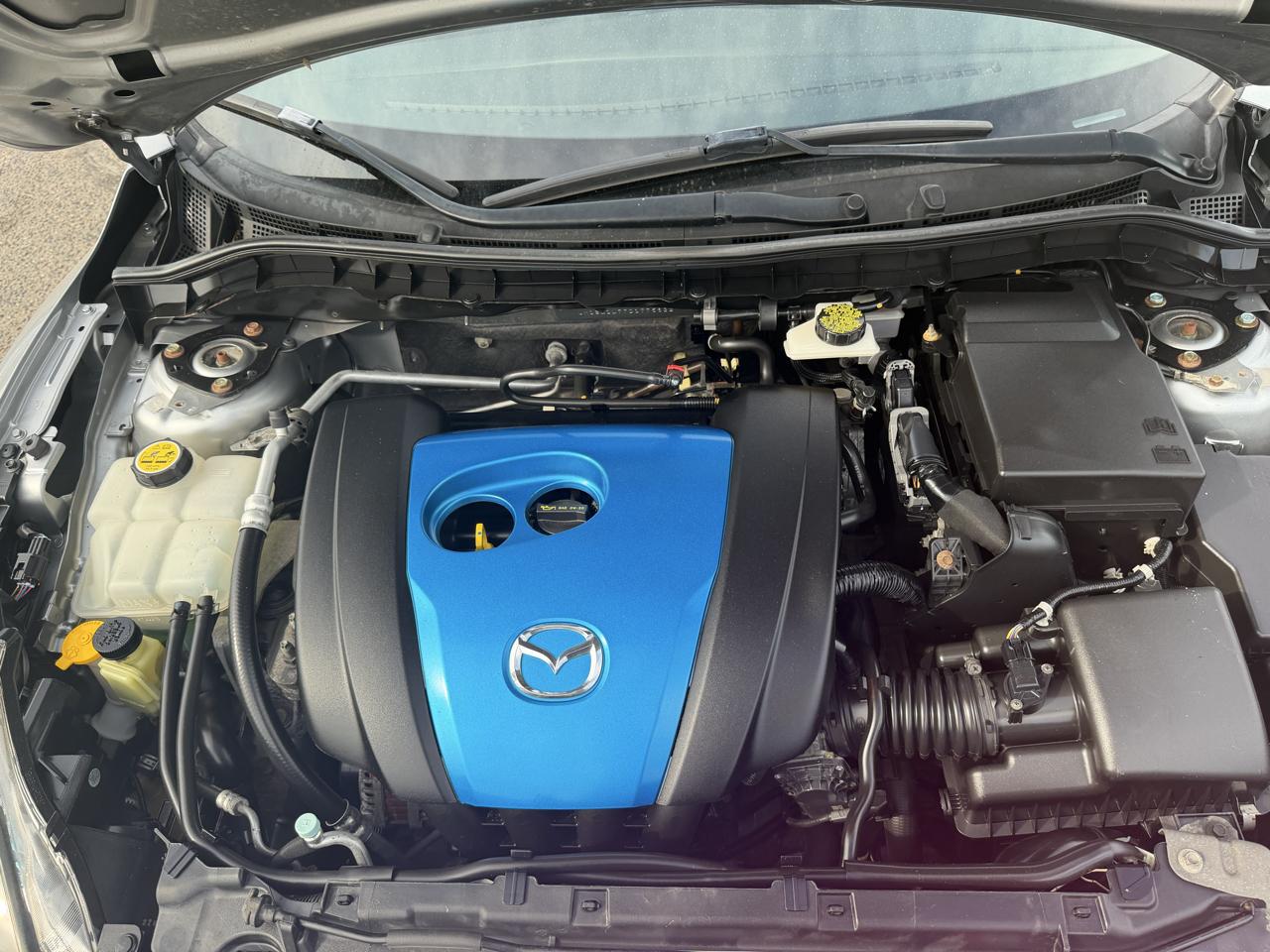 Mazda MAZDA3 i Touring AT 5-Door 2013