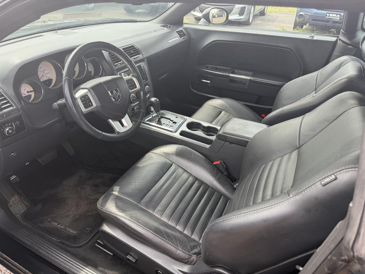Dodge Challenger R/T 2012