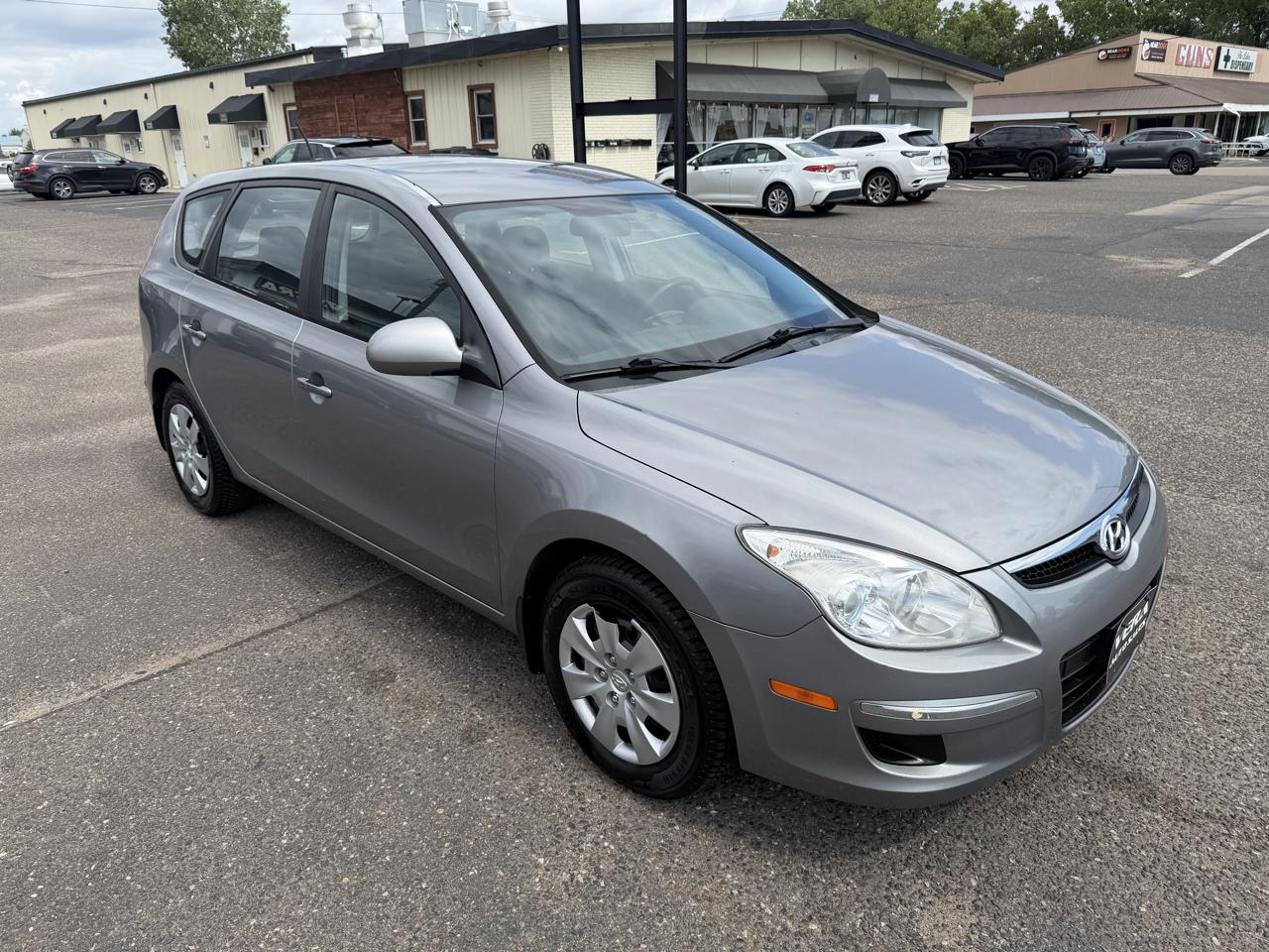 Hyundai Elantra Touring 4dr Wgn Auto GLS 2011
