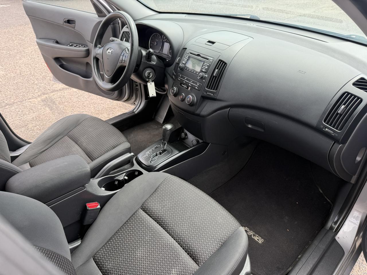 Hyundai Elantra Touring 4dr Wgn Auto GLS 2011