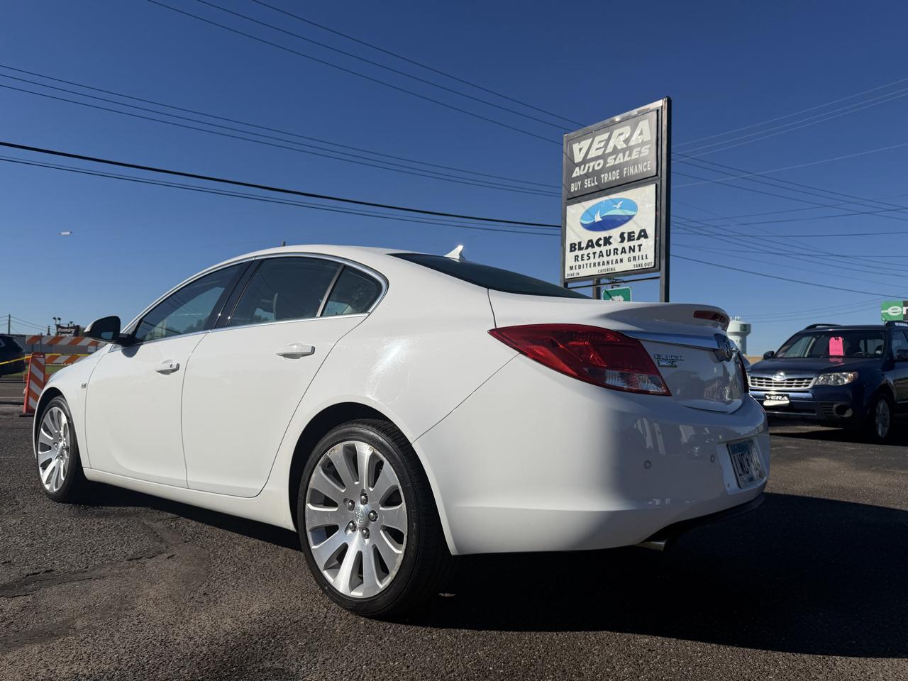 Buick Regal CXL Turbo - 7XT 2011