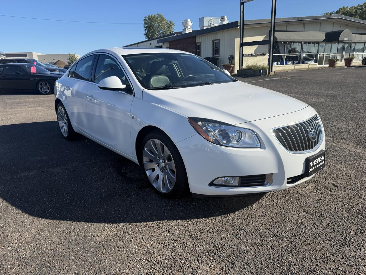 Buick Regal CXL Turbo - 7XT 2011