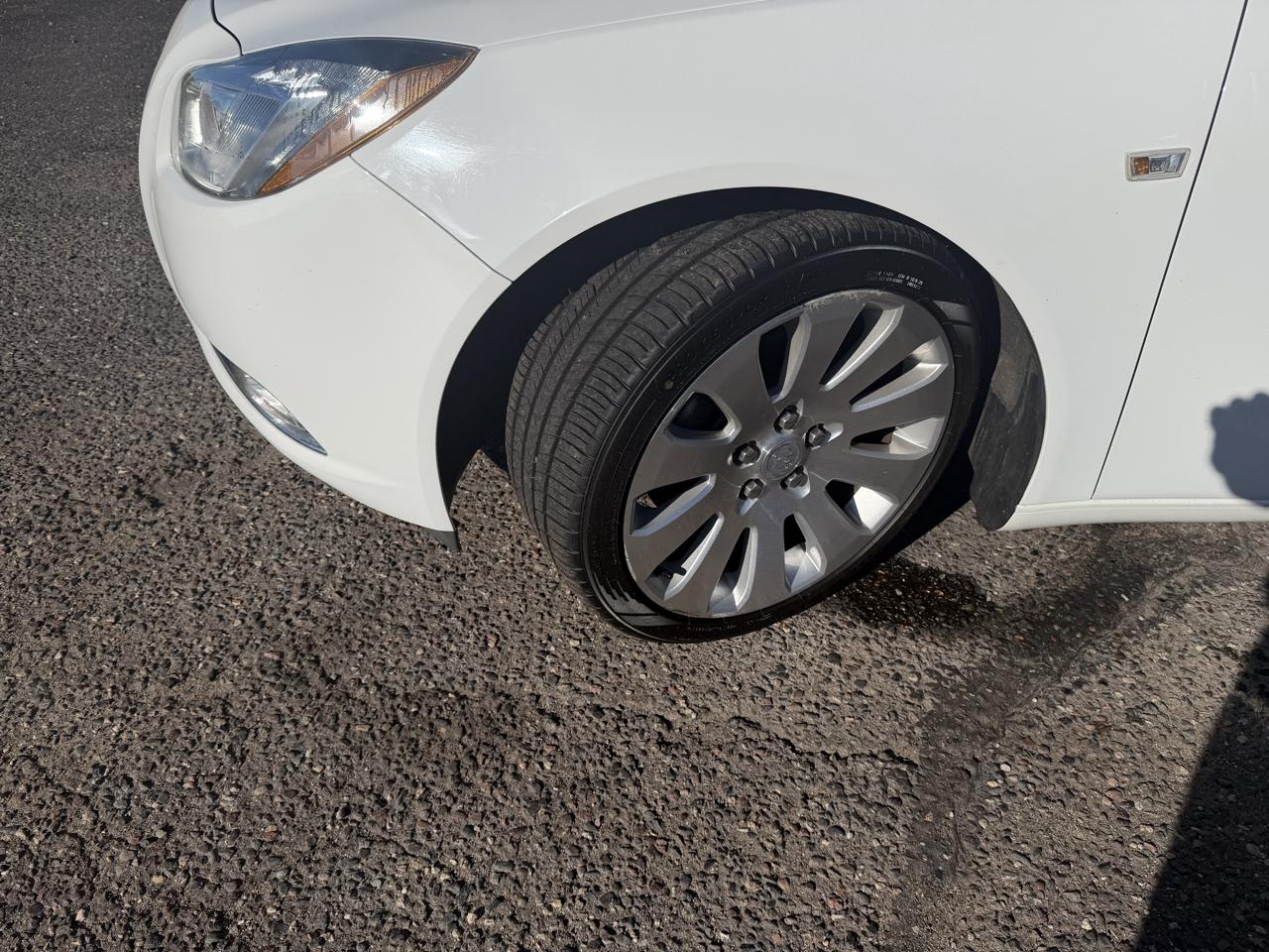 Buick Regal CXL Turbo - 7XT 2011