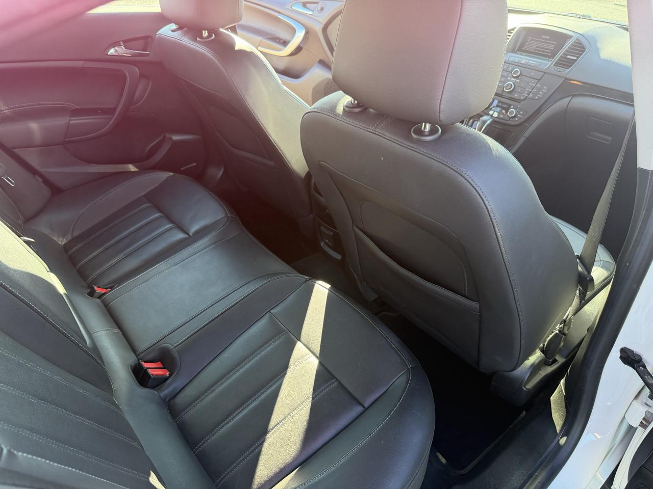 Buick Regal CXL Turbo - 7XT 2011