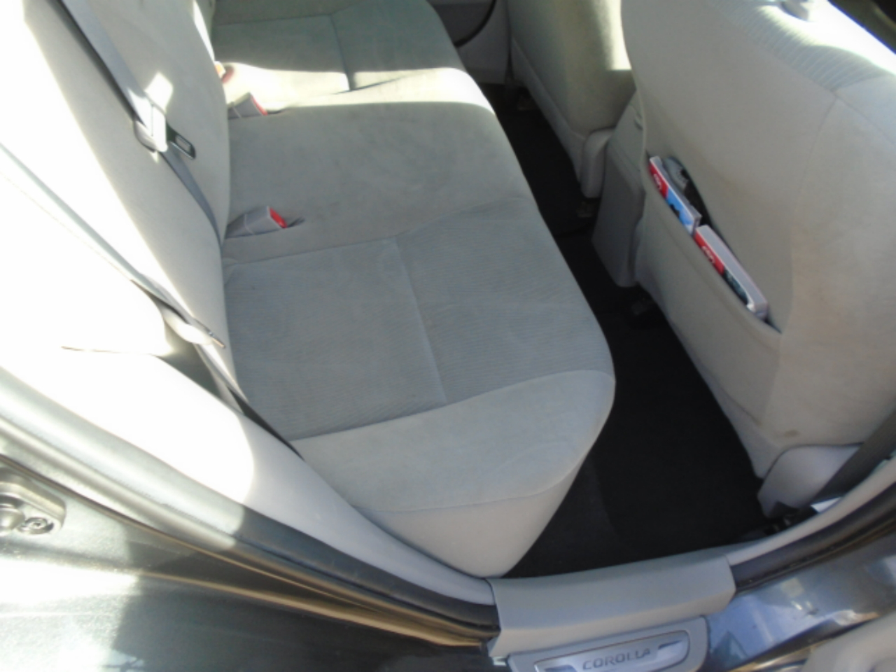 Toyota Corolla LE 4-Speed AT 2013