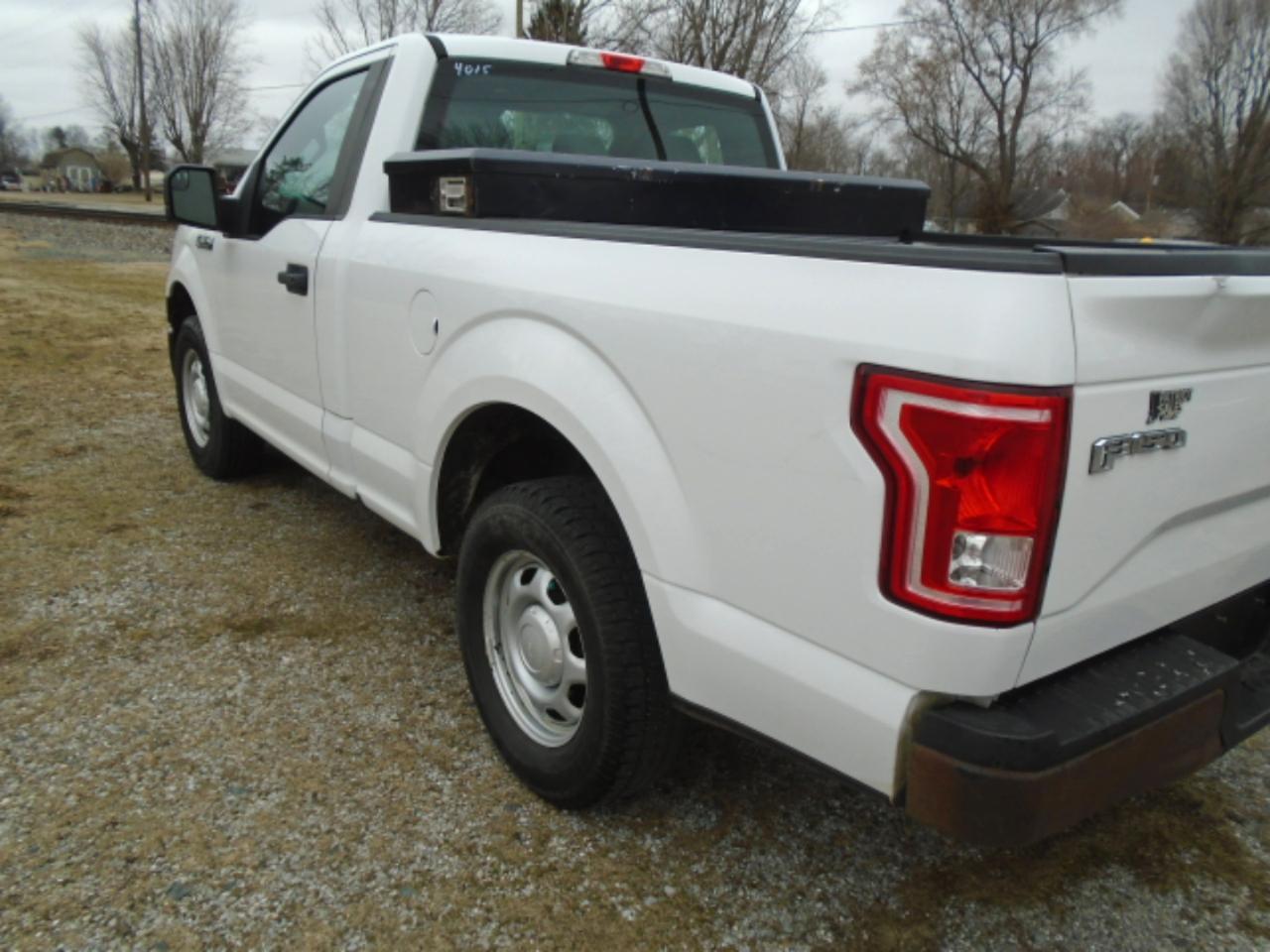 Ford F-150 XL 6.5-ft. Bed 2WD 2015