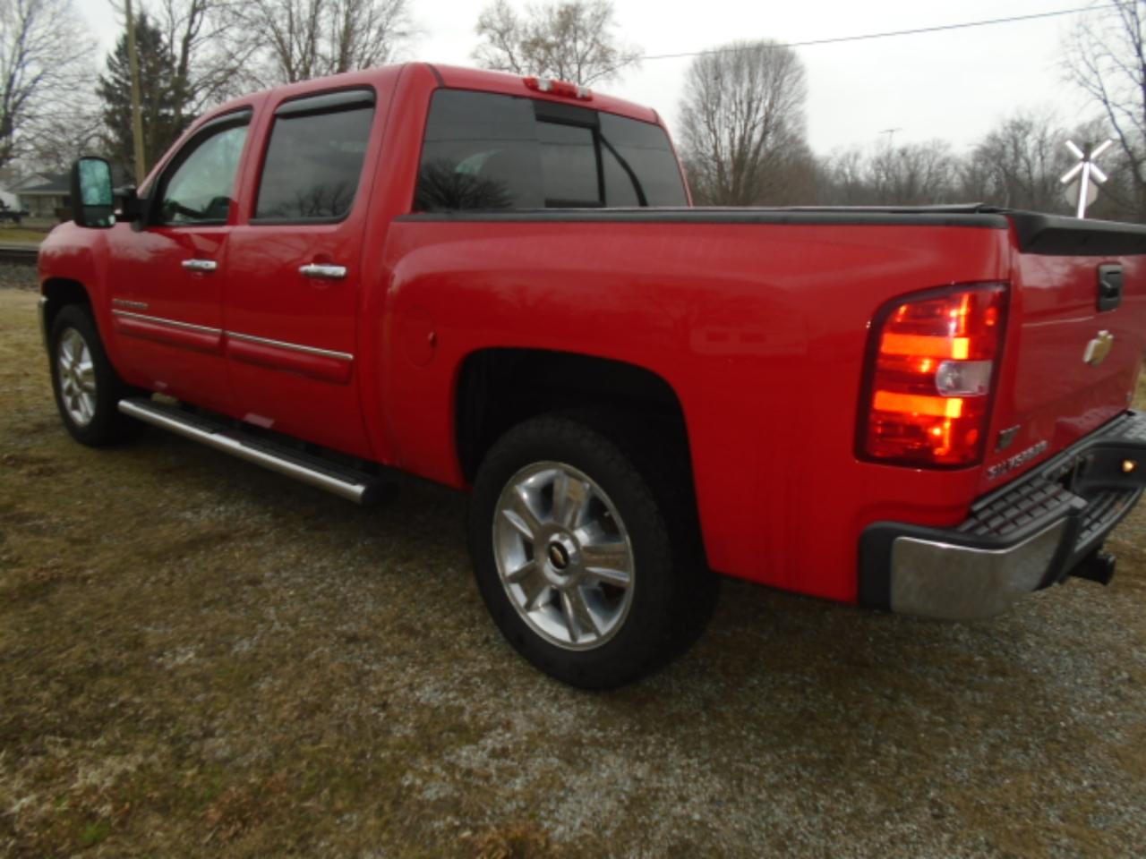 Chevrolet Silverado 1500 LT Crew Cab 4WD 2013