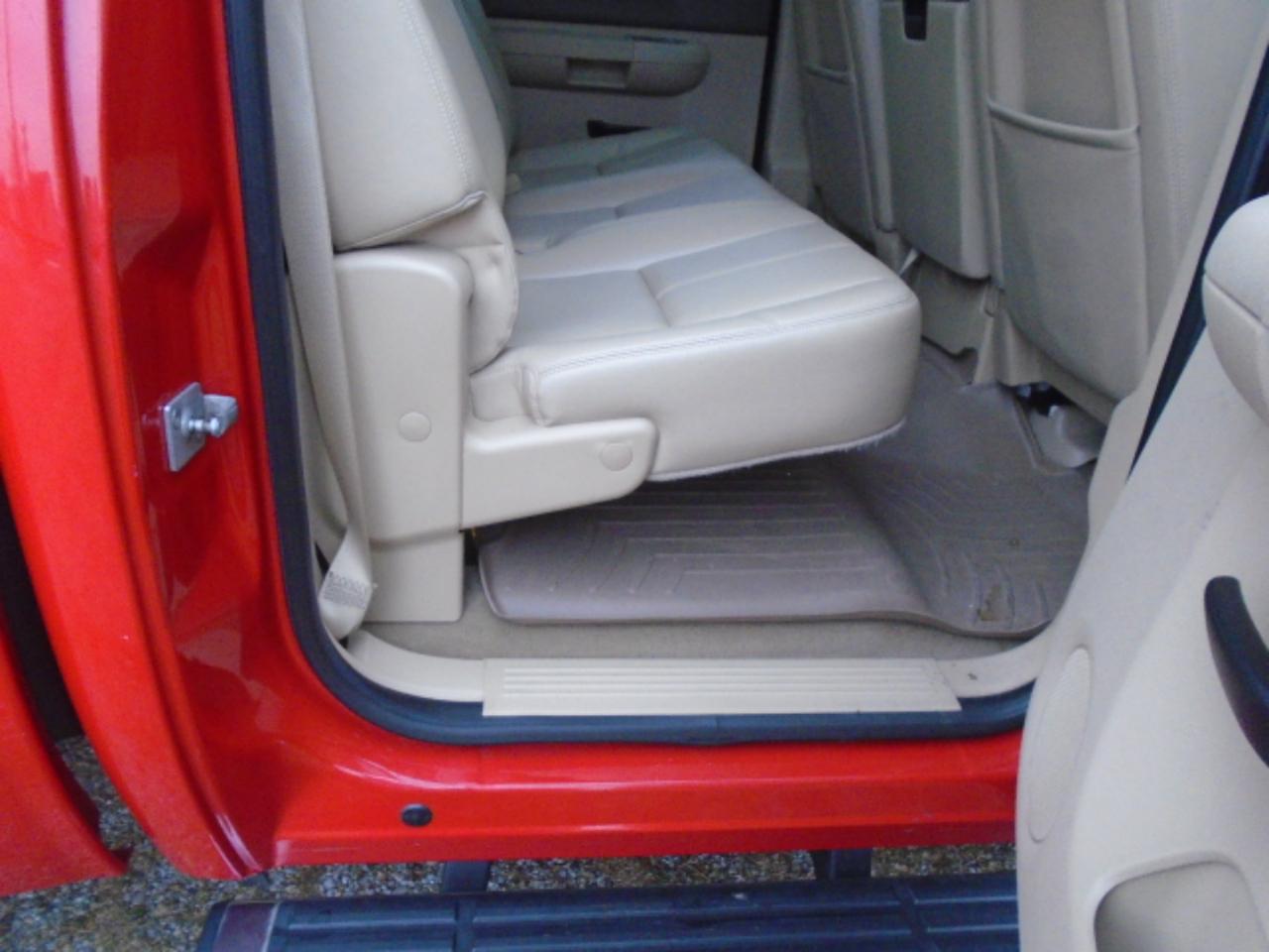 Chevrolet Silverado 1500 LT Crew Cab 4WD 2013