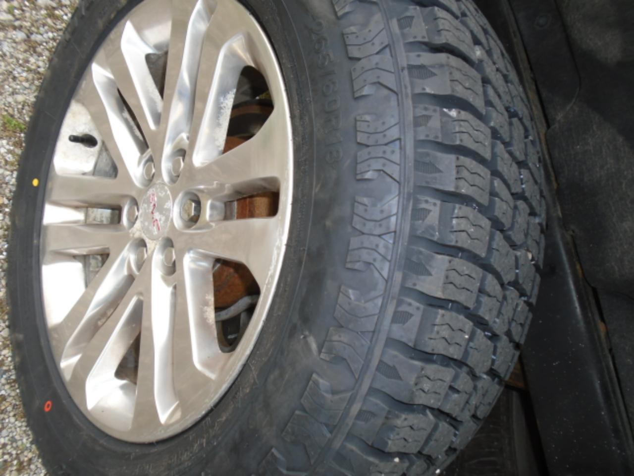 GMC Canyon SLT Crew Cab 4WD Short Box 2017