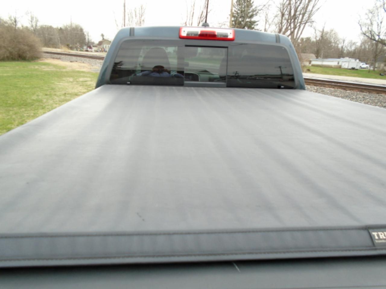 GMC Canyon SLT Crew Cab 4WD Short Box 2017