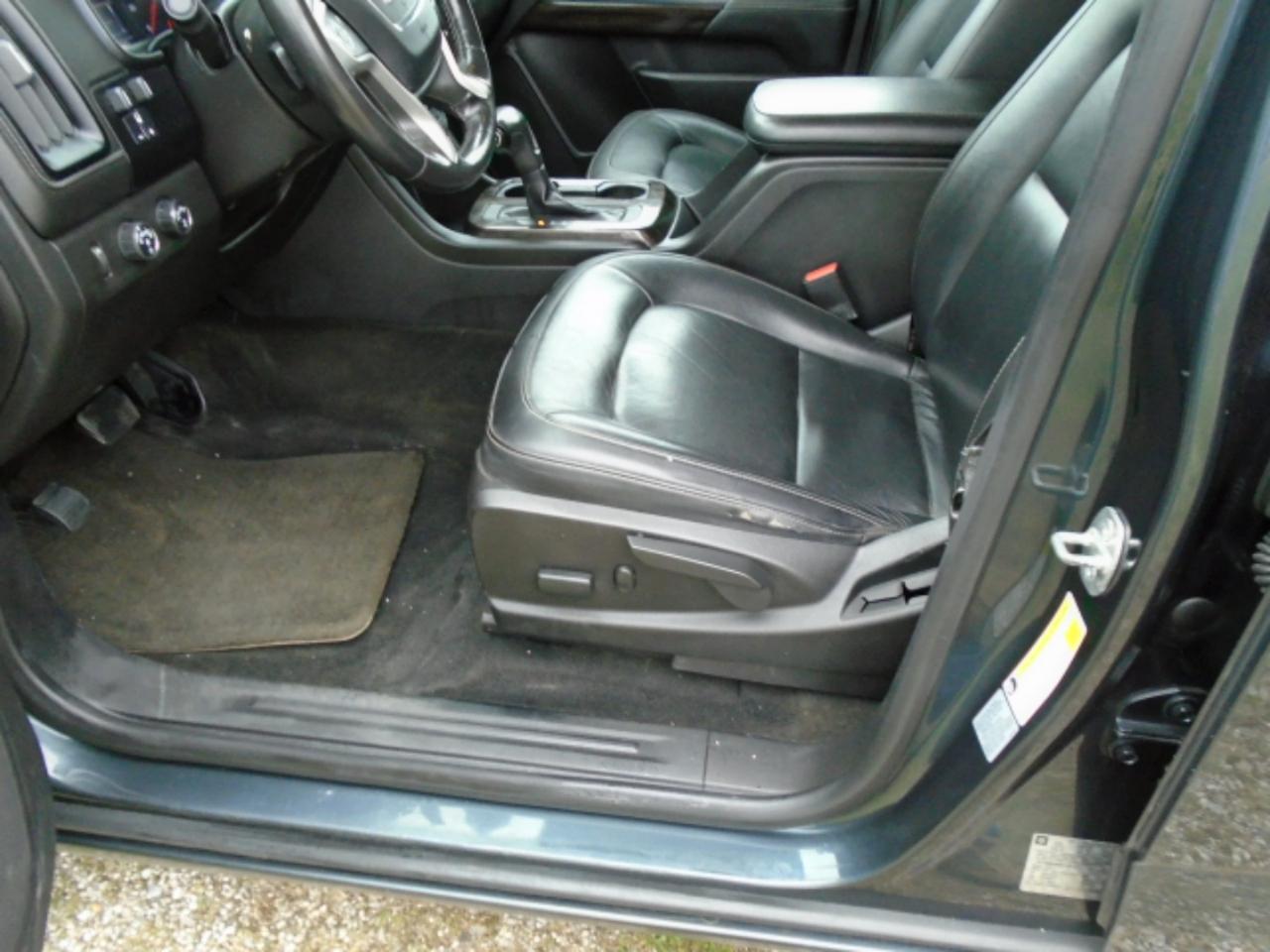 GMC Canyon SLT Crew Cab 4WD Short Box 2017