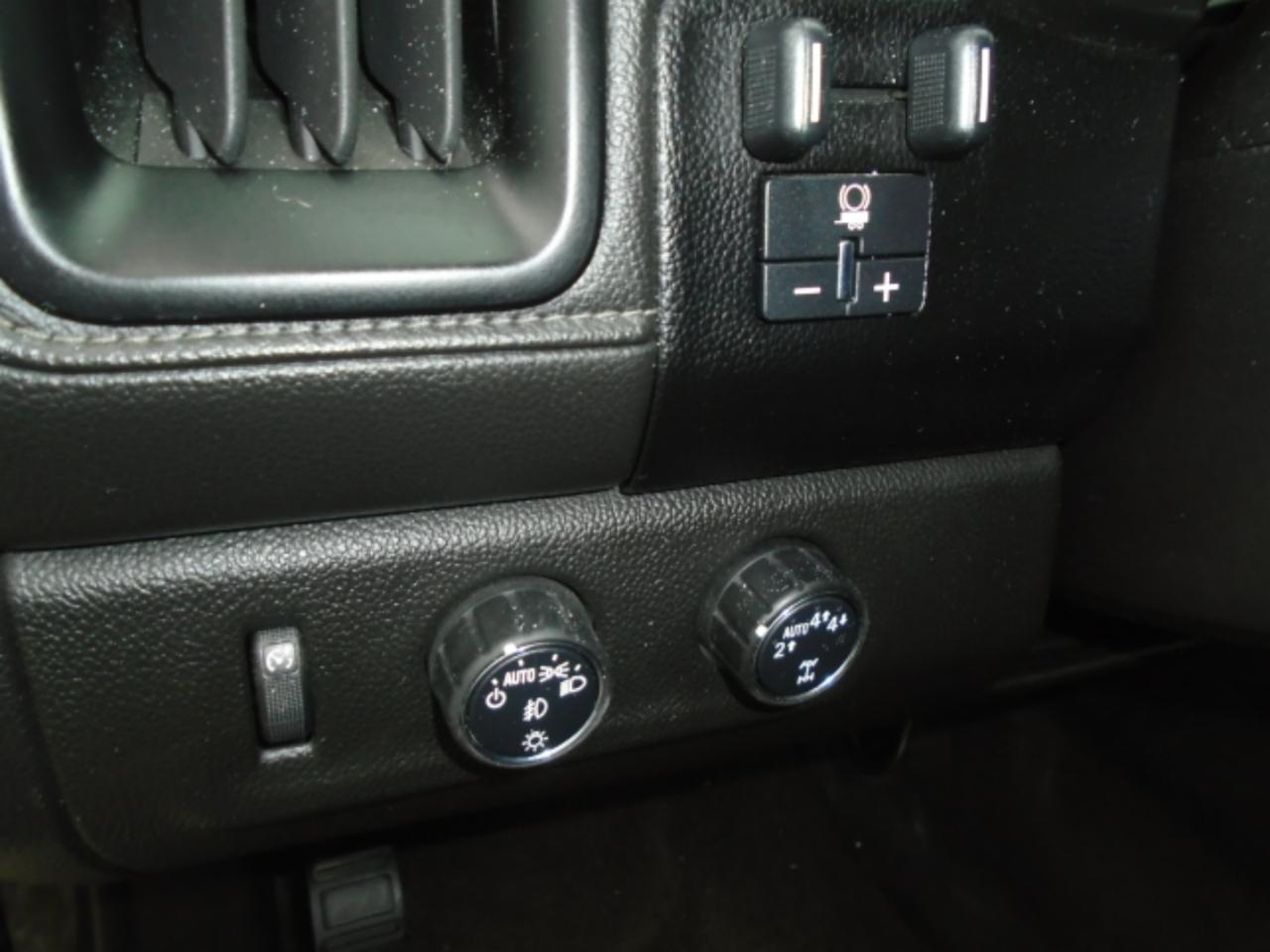 GMC Canyon SLT Crew Cab 4WD Short Box 2017