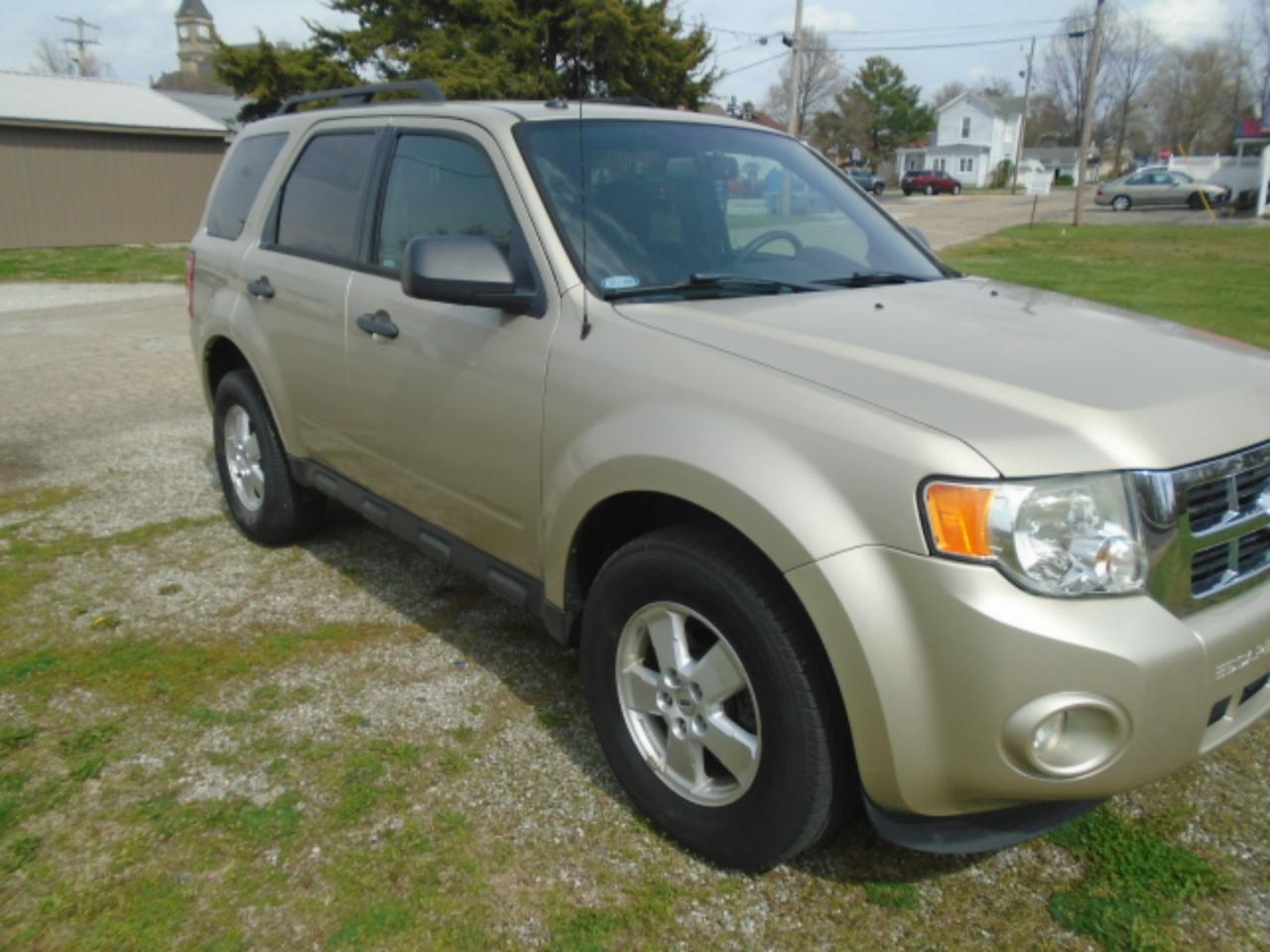 Ford Escape XLT FWD 2012