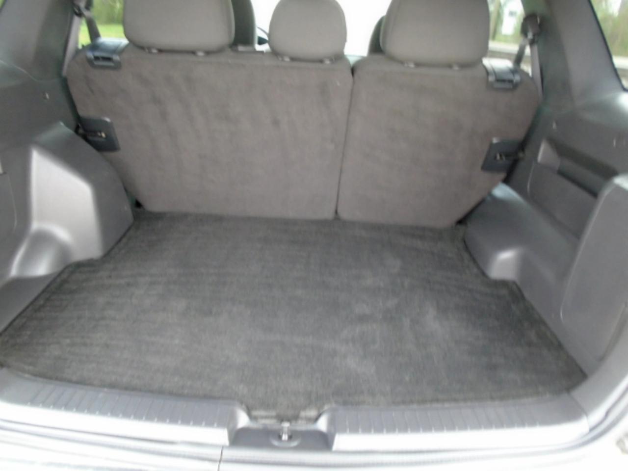 Ford Escape XLT FWD 2012