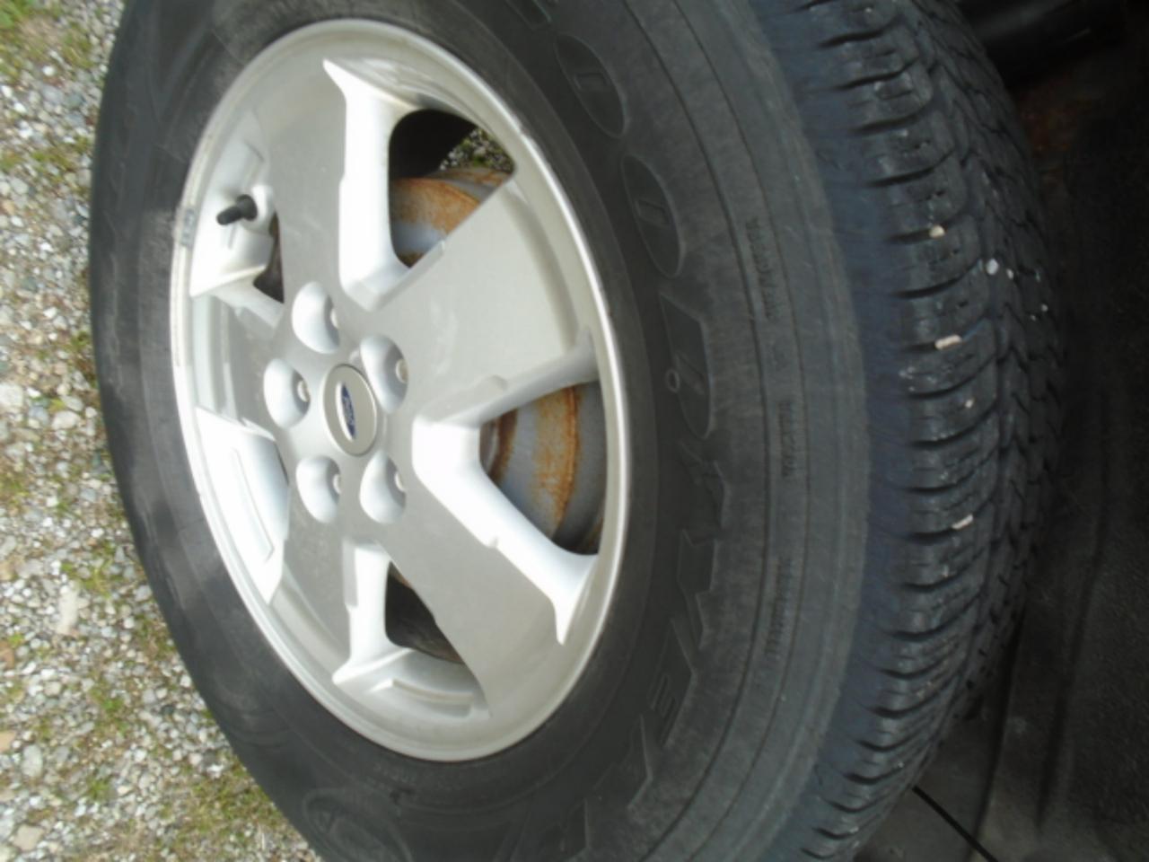 Ford Escape XLT FWD 2012