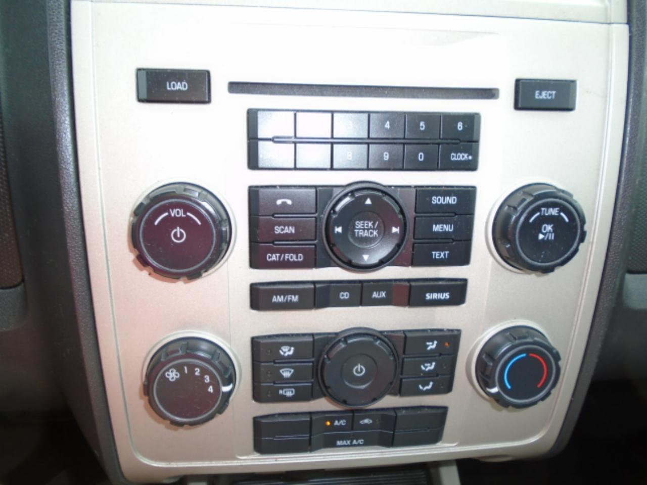 Ford Escape XLT FWD 2012