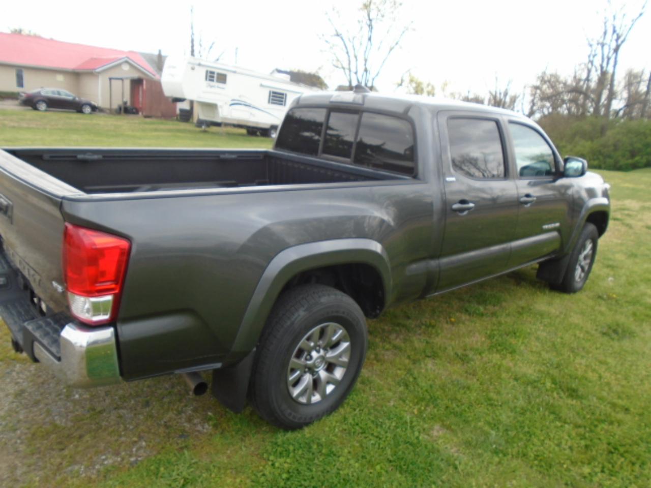 Toyota Tacoma SR5 Double Cab Super Long Bed V6 6AT 4WD 2016