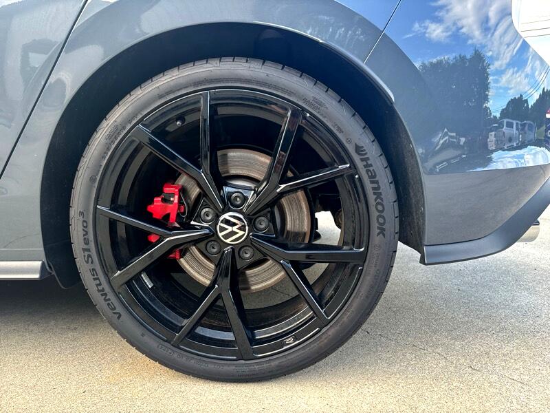 Volkswagen Golf GTI SE 6M 2024 Volkswagen Golf GTI SE 6M 2024