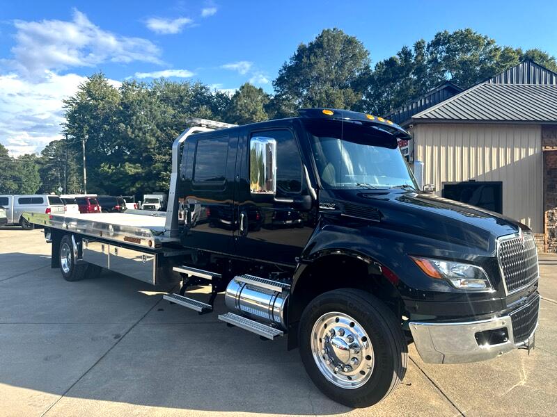 International MV607  2024 International MV607  2024