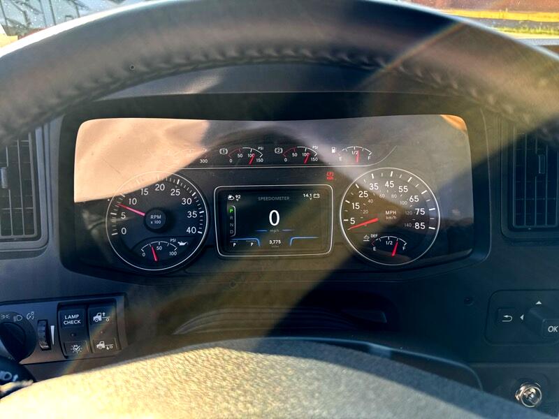 International MV607  2024 International MV607  2024