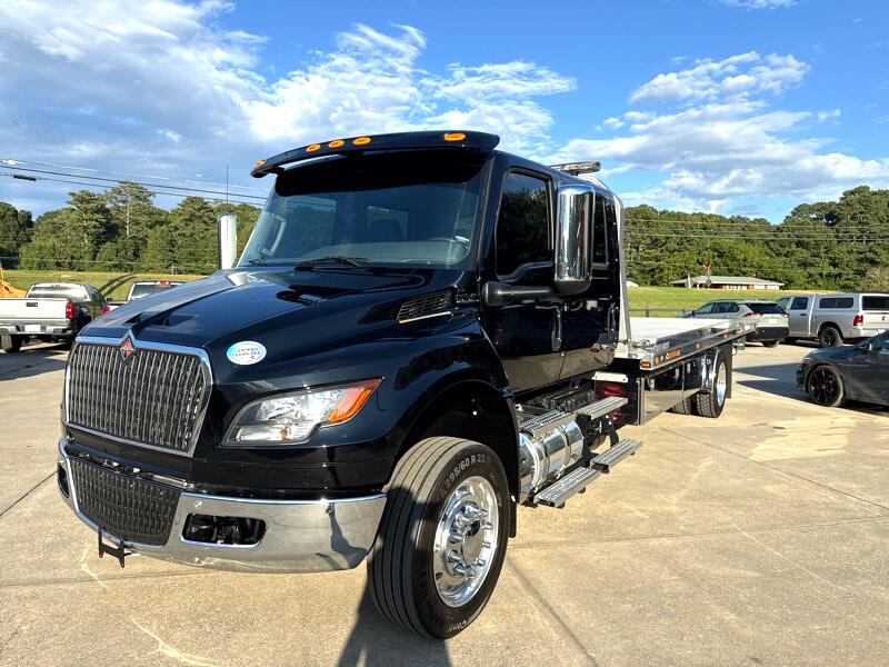 International MV607  2024 International MV607  2024