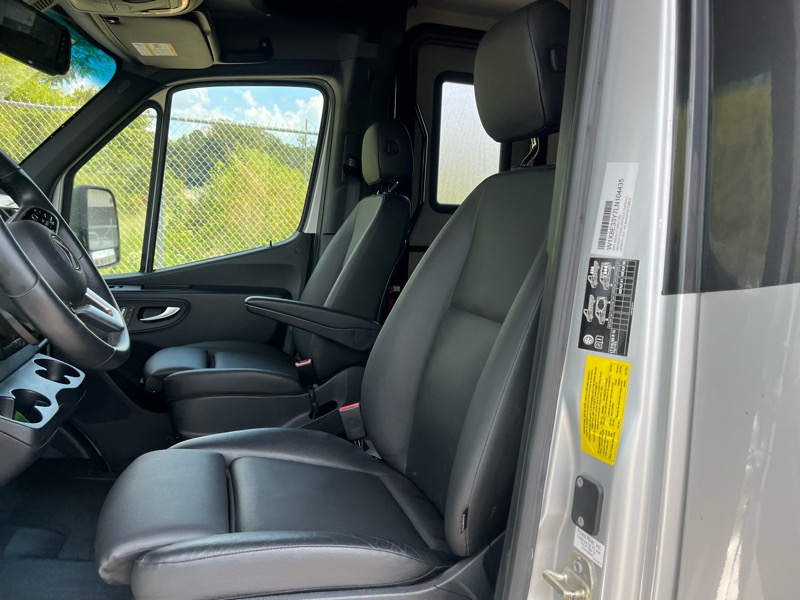 Mercedes-Benz Sprinter 3500 XD 170-in. WB 2020 Mercedes-Benz Sprinter 3500 XD 170-in. WB 2020