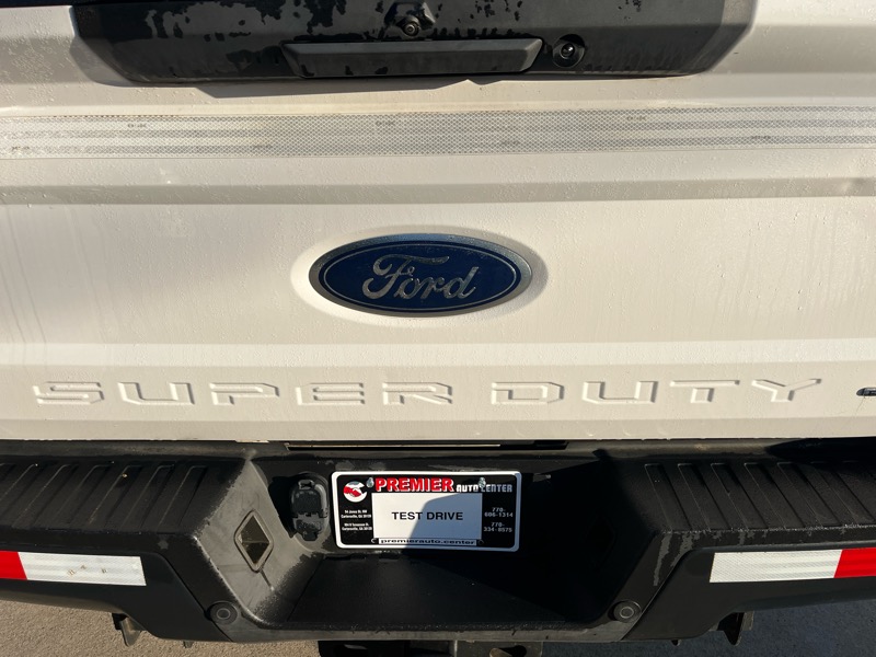 Ford F-250 SD XLT Crew Cab Long Bed 4WD 2019 Ford F-250 SD XLT Crew Cab Long Bed 4WD 2019