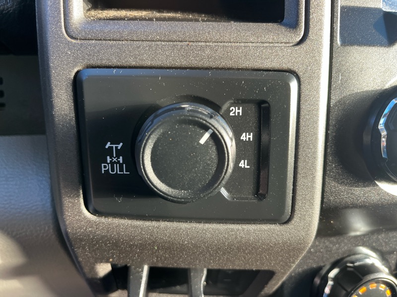 Ford F-250 SD XLT Crew Cab Long Bed 4WD 2019 Ford F-250 SD XLT Crew Cab Long Bed 4WD 2019