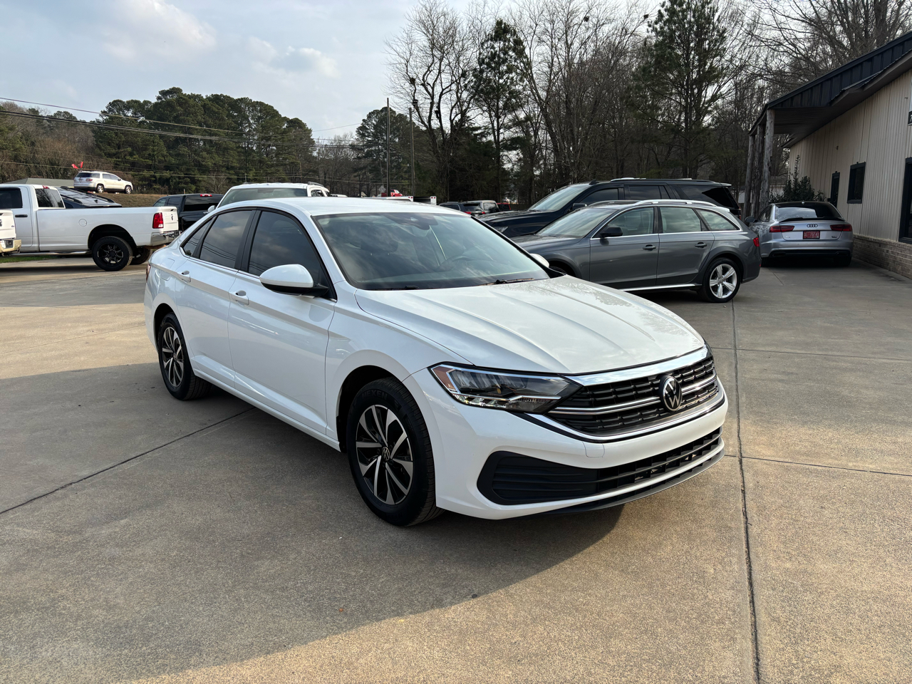 2024 Volkswagen Jetta S's photo